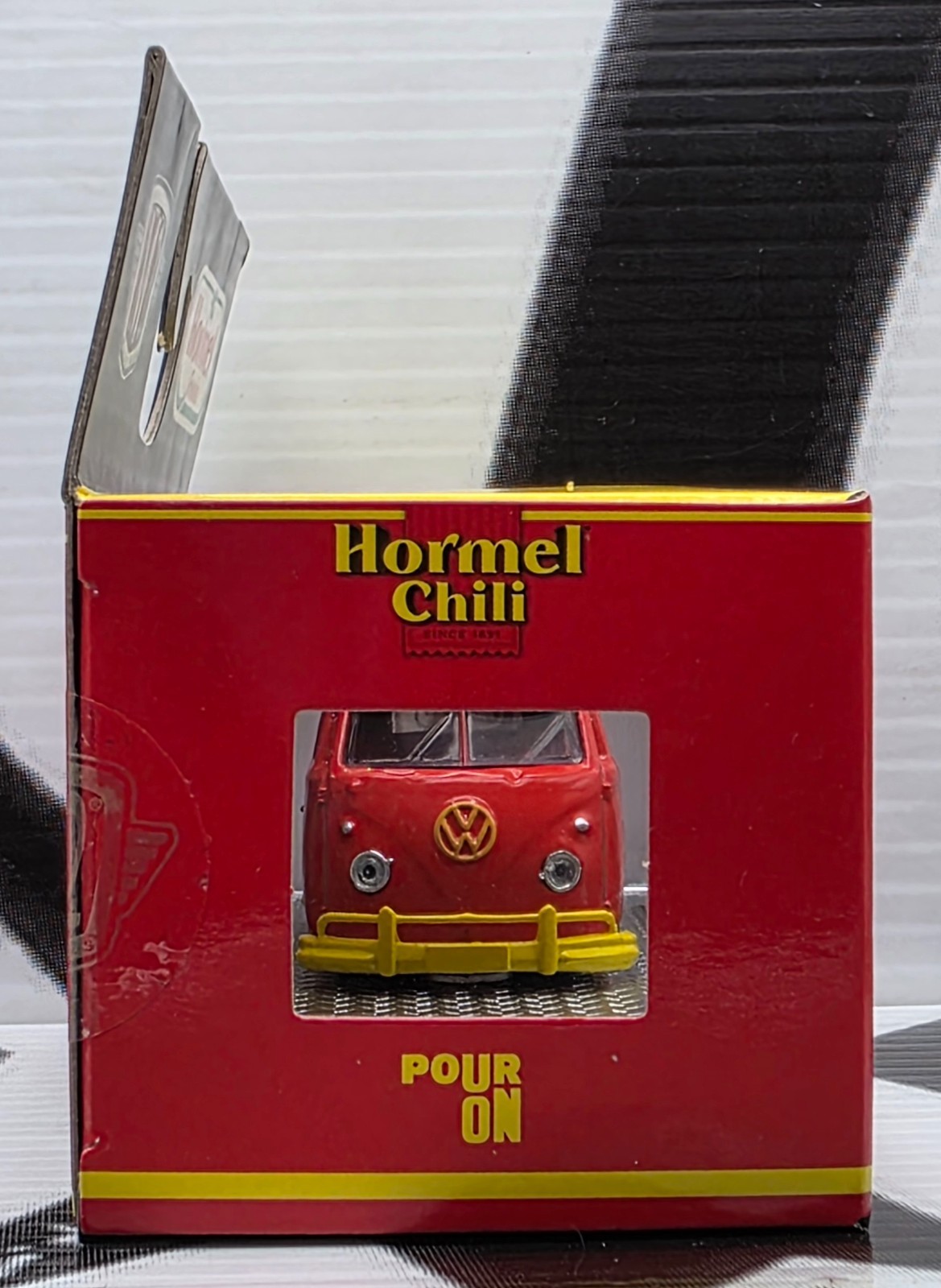 2022 M2 MACHINES ** 1960 VW DELIVERY VAN ** S116 22-09 ” HORMEL FOODS “