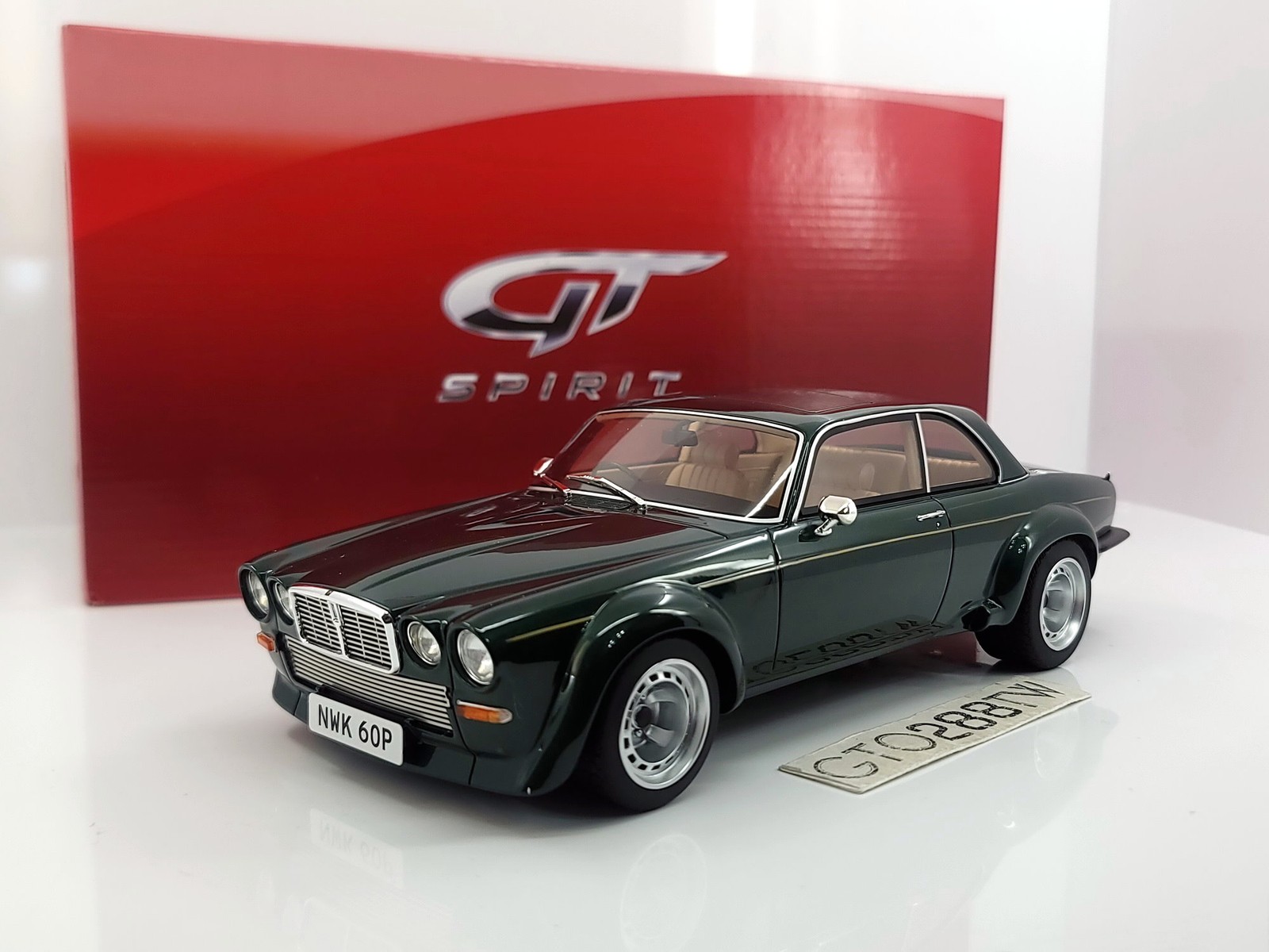 GT Spirit 1:18 scale Jaguar XJ12 Coupe Broadspeed “Big Cat” 1977(L.E 1500) GT135