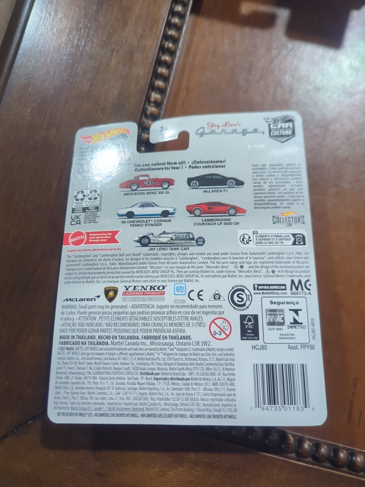 Hot Wheels Premiums Tank Car – Silver (HCJ85)