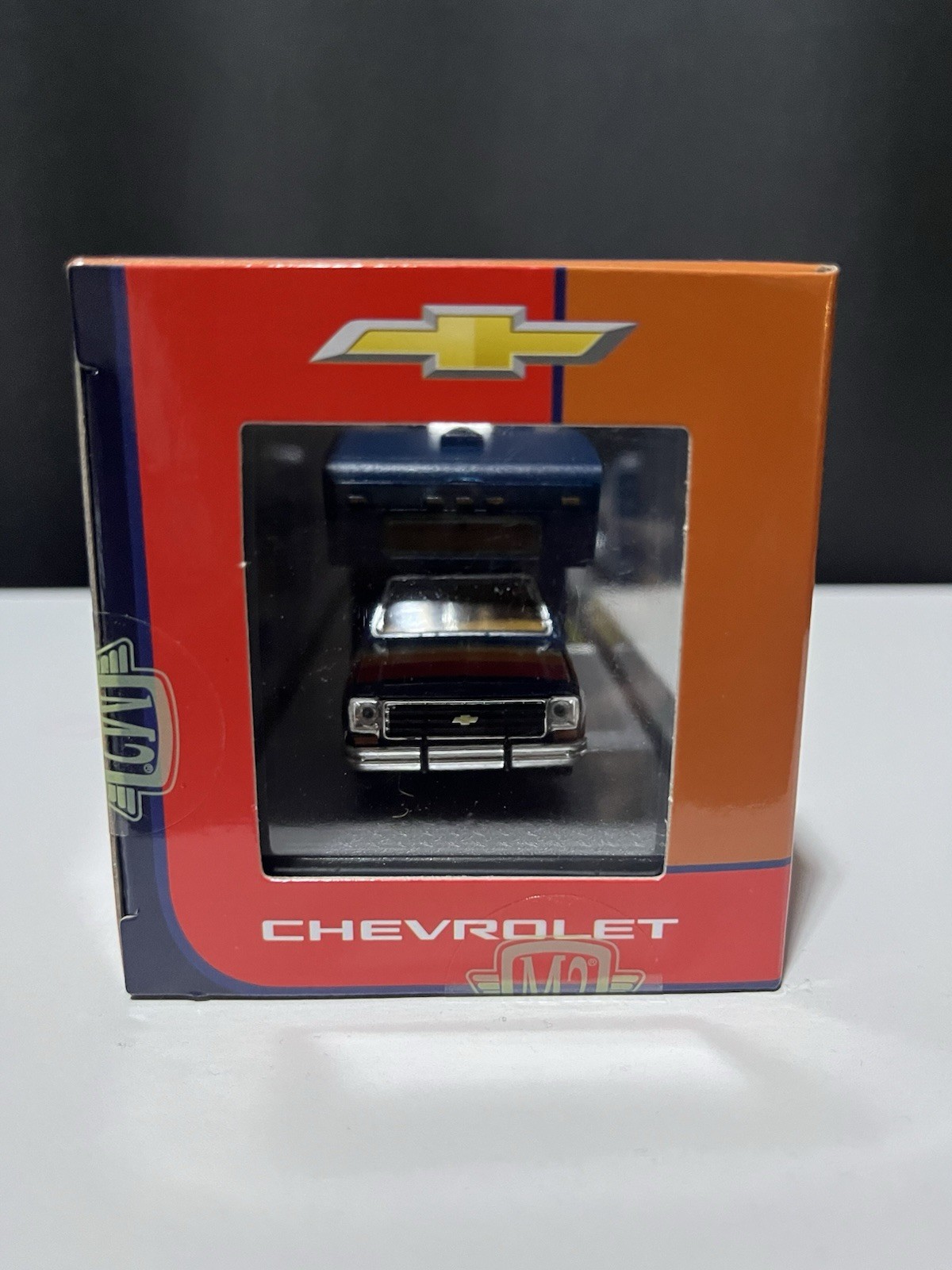 2026 M2 Machines 1975 Chevrolet Cheyenne Super 30 1978 Chevy C10 Silverado R100