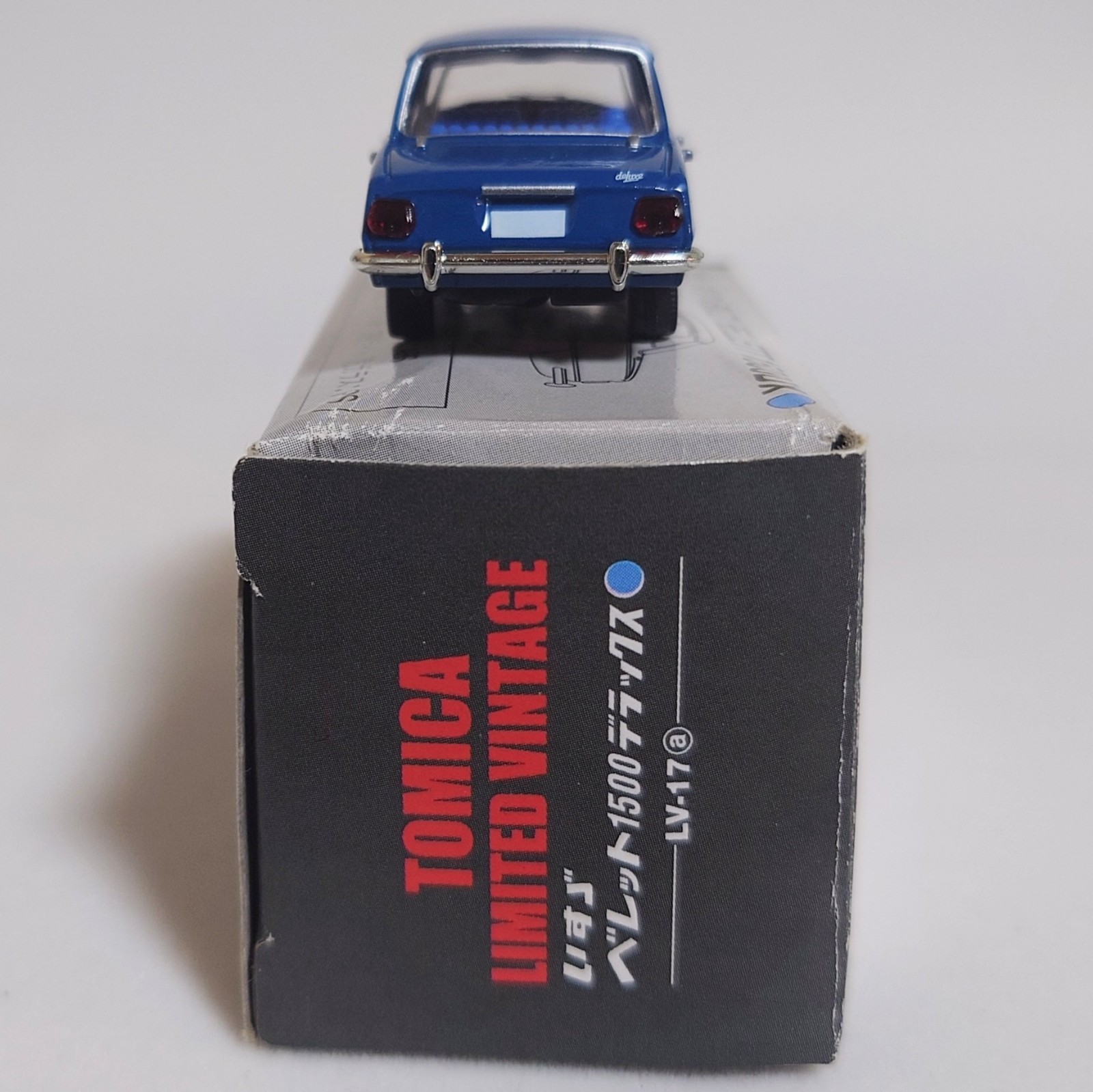 Tomica Limited Vintage 1/64 Isuzu Bellett 1500 Deluxe Diecast Model Japan