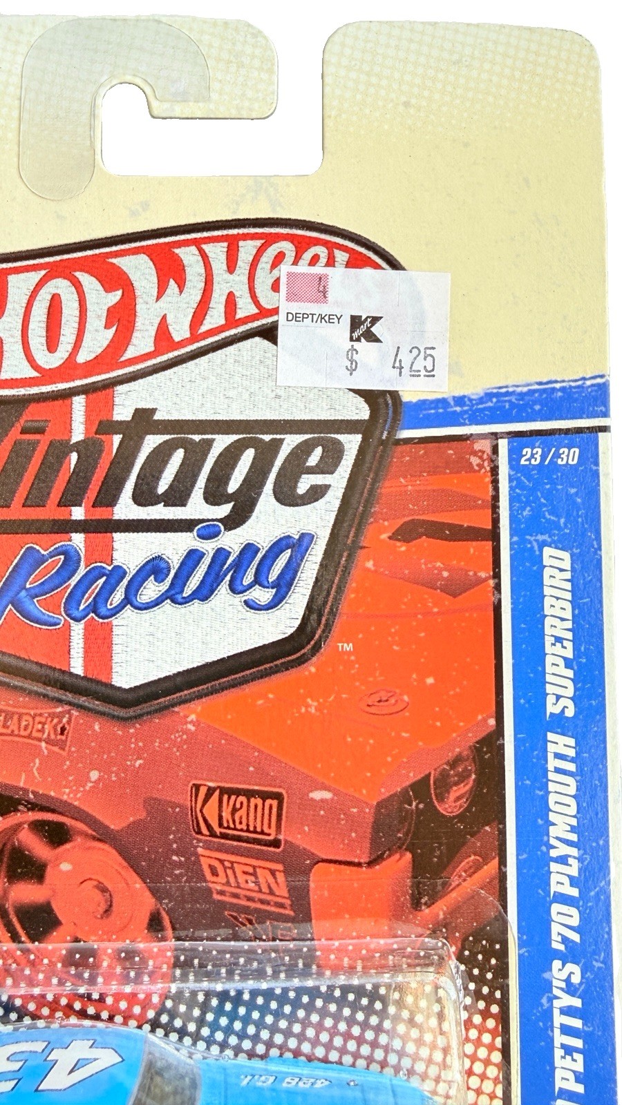 Hot Wheels 2011 Vintage Racing Richard Petty ’70 Plymouth Superbird 23/30 Sealed
