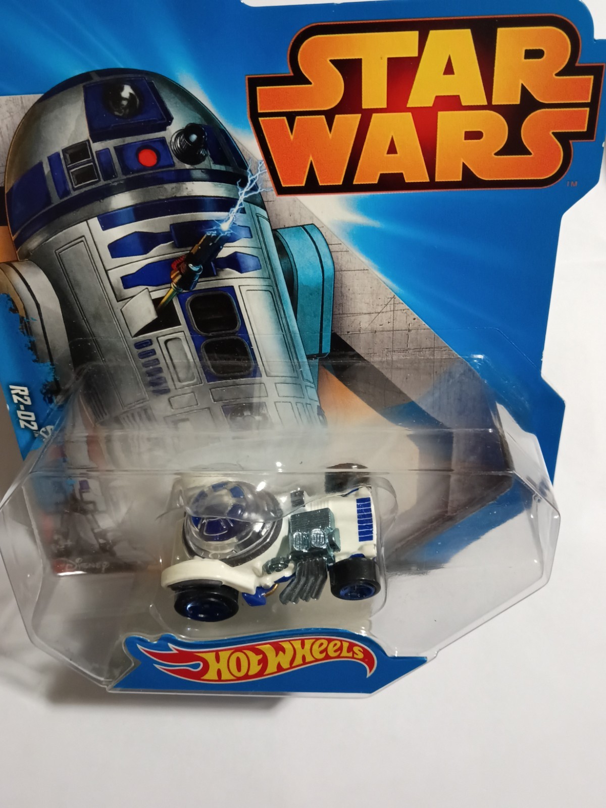 2015 Hot Wheels Star Wars R2-D2 Character Car W/Minor Wear Around The Edges