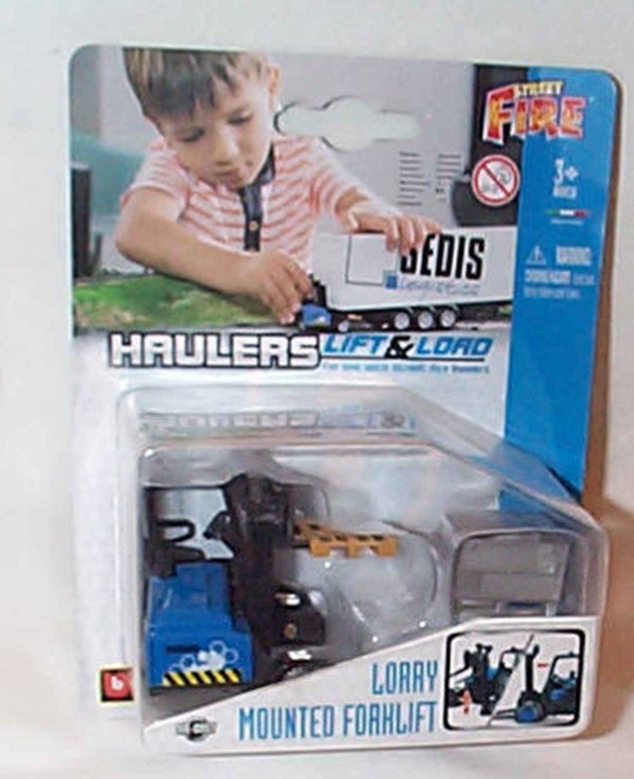 burago Lorry Mounted Forklift with Pallet + Crate Model Scale 1:43 new in Box