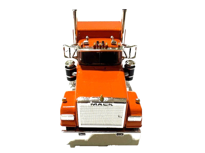 DCP / FIRST GEAR 1/64 SCALE MACK SUPER LINER FLAT TOP SLEEPER ORANGE