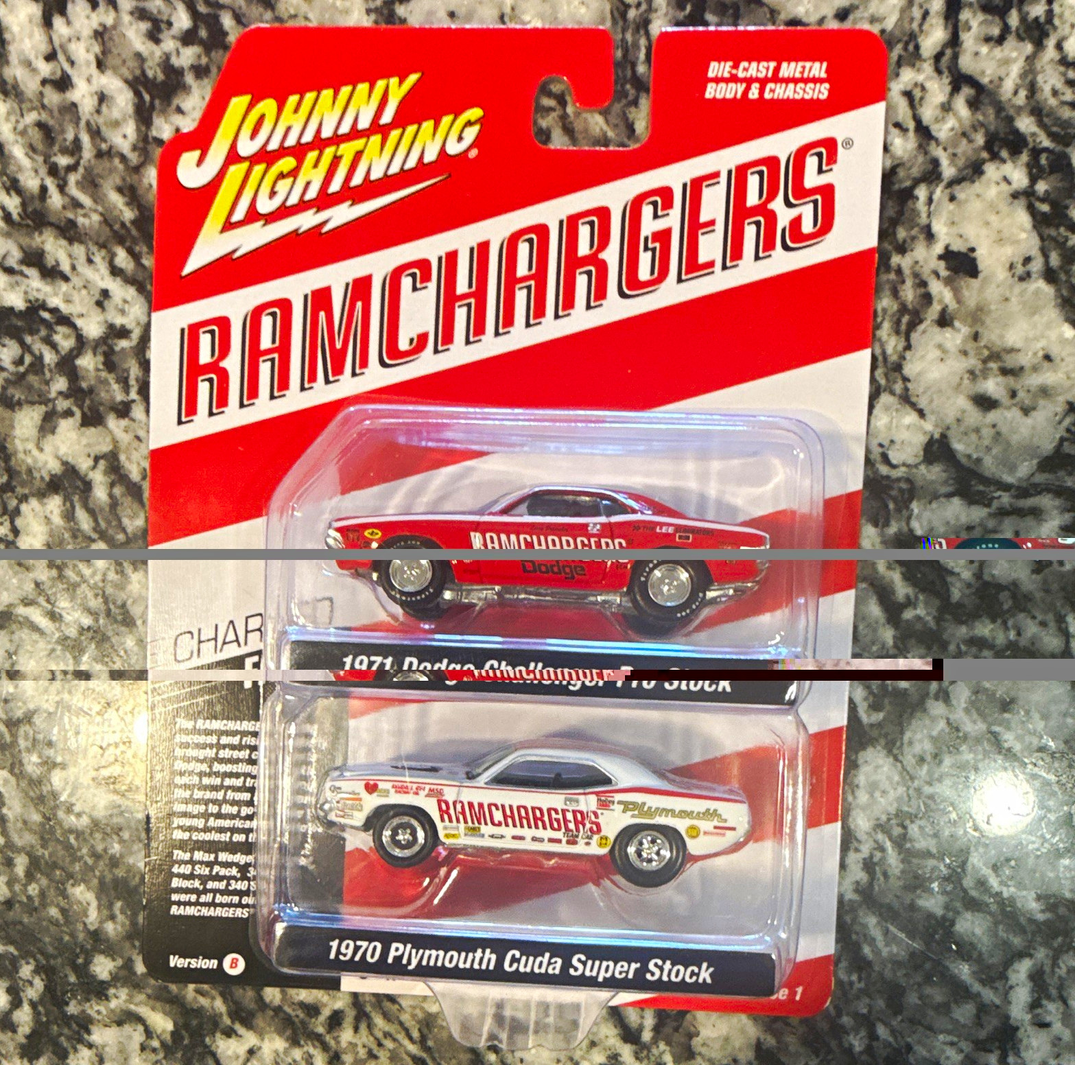 Johnny Lightning Ramchargers 1970 Plymouth Cuda Super Stock 1:64 Diecast