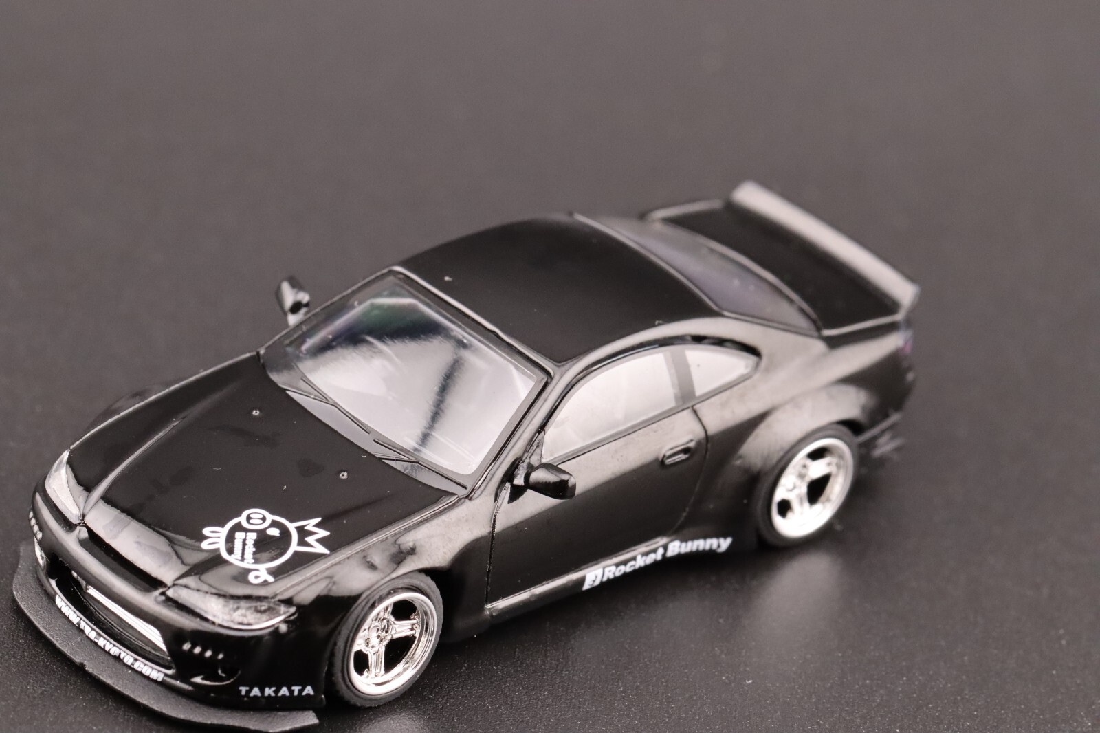 Mini GT Nissan Silvia S15 Rocket Bunny Black Pearl RHD MGT00602 1/64