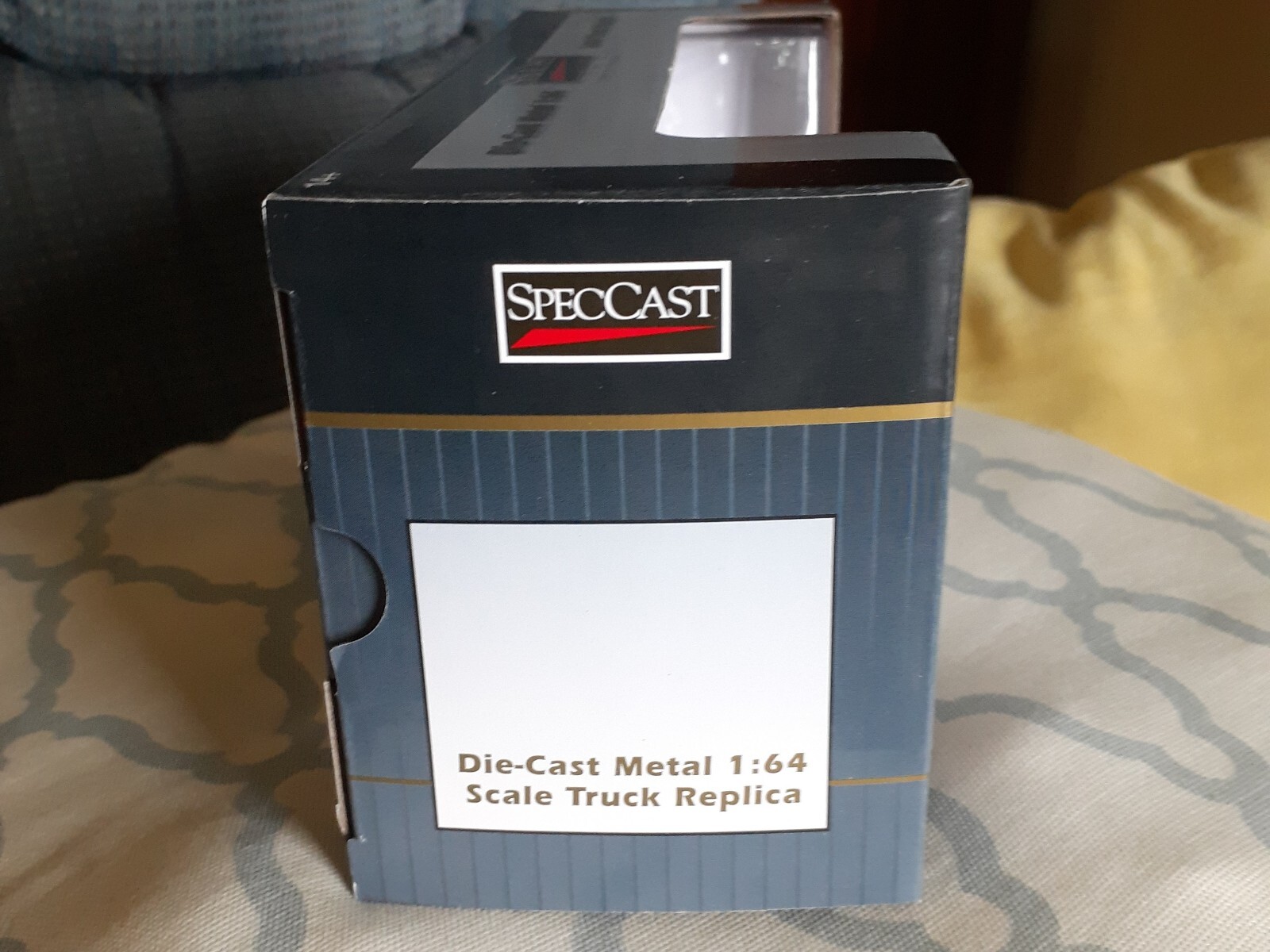 NIB 1/64 Yellow Pete 385 Stakebed SpecCast