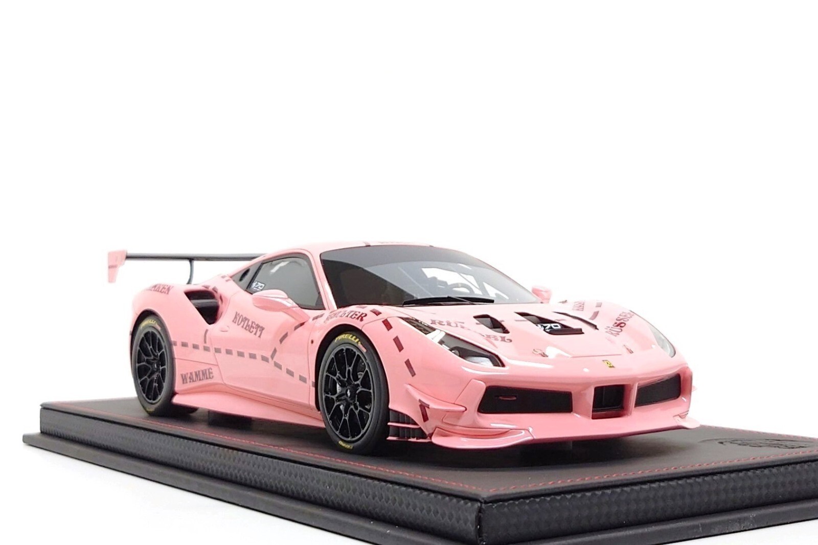 BBR Models 1:18 Ferrari 488 Challenge “Pink Pig” – Rolex 24h Daytona 2018