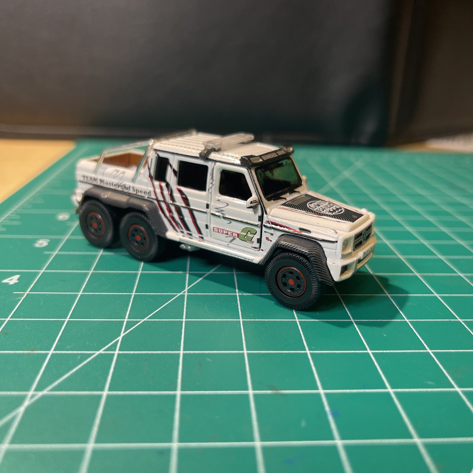 ERA Cars 1:64 Mercedes AMG 6×6 In team Masters Of Speed Livery
