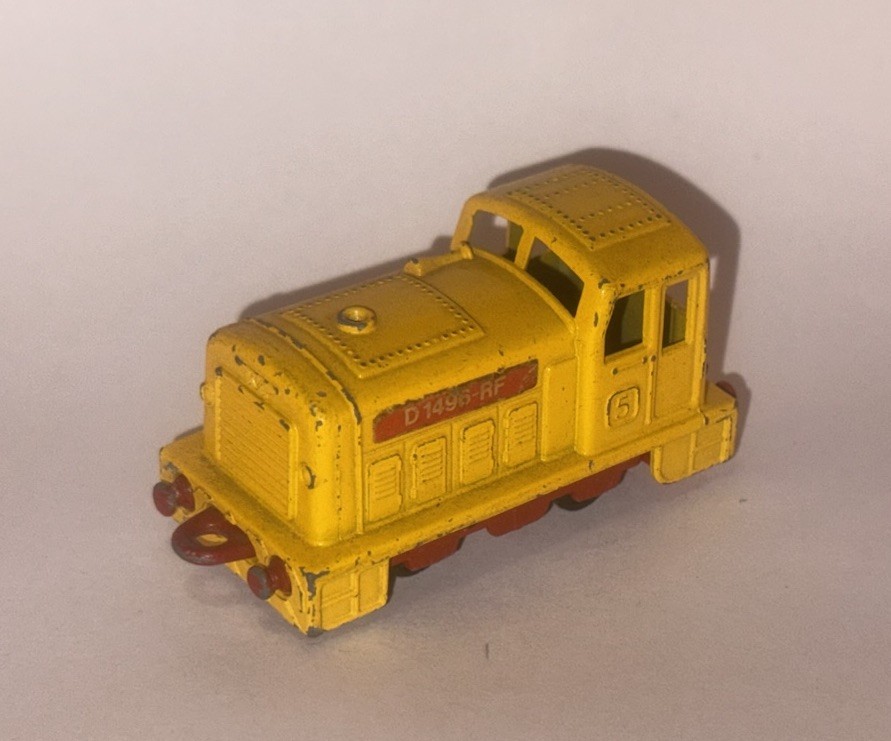 MATCHBOX LESNEY SUPERFAST Loose Shunter #24 (Yellow) (Car Has Play Wear)