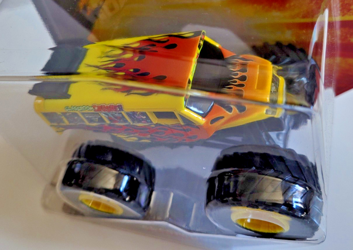 Spin Master 2025 Monster Jam Series 44 Classroom Crusher 1:64th