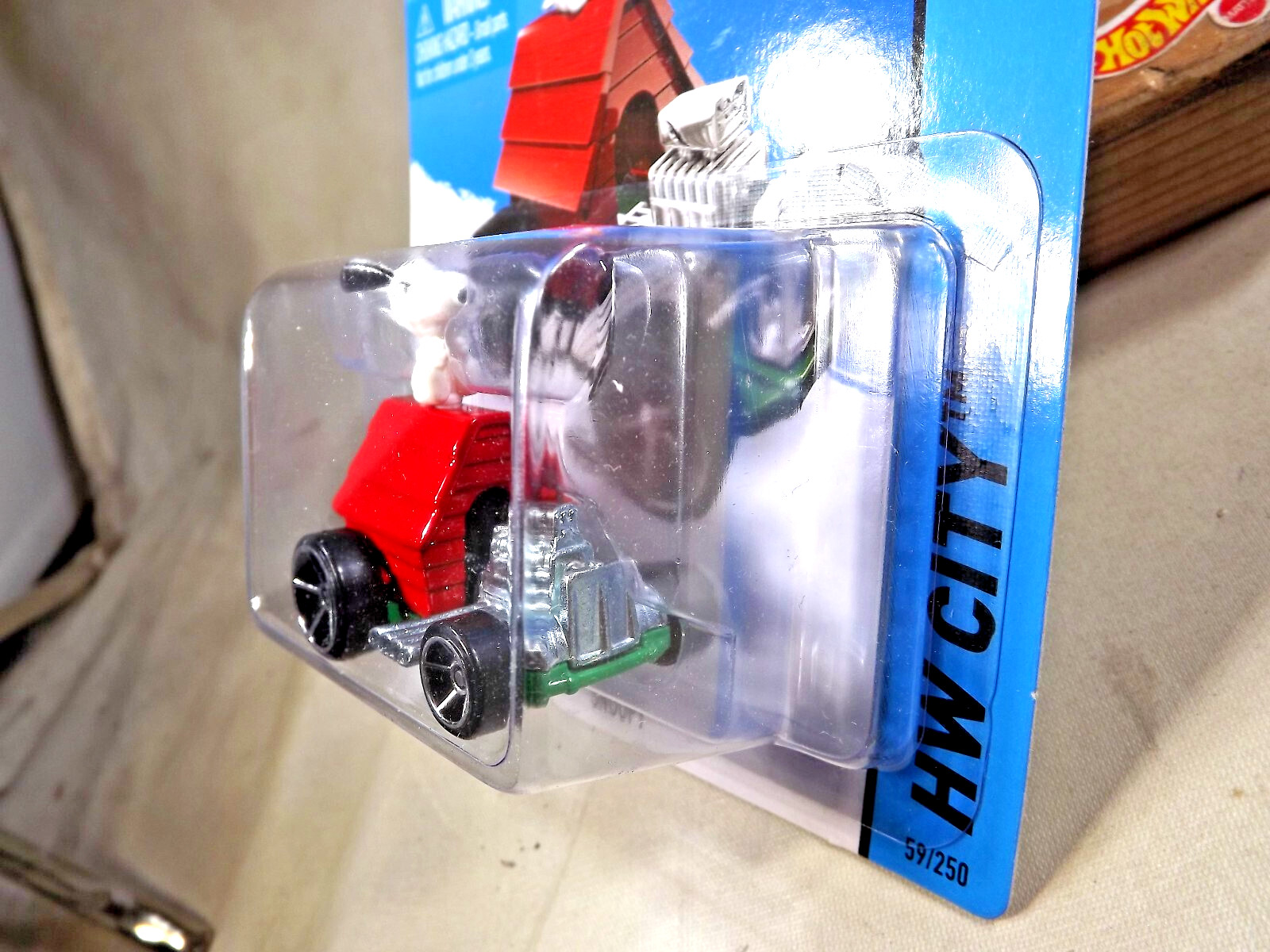 2015 Hot Wheels #59 HW City-Tooned / Peanuts SNOOPY Red w/Chrome OH5 Spoke Wheel