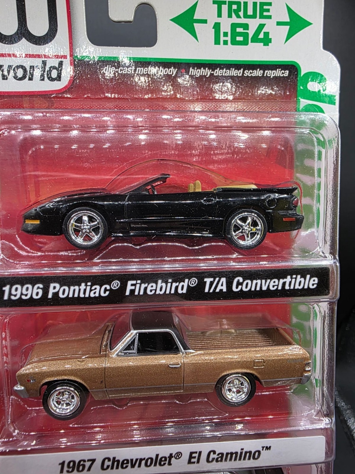 Auto World Deluxe 4-Pack Die-Cast 1:64 Scale Version A Models