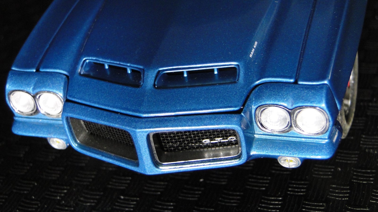 Pontiac GTO Classic Custom Built Metal Model 1 24 Hot Rod Race Car 18 1967 1970