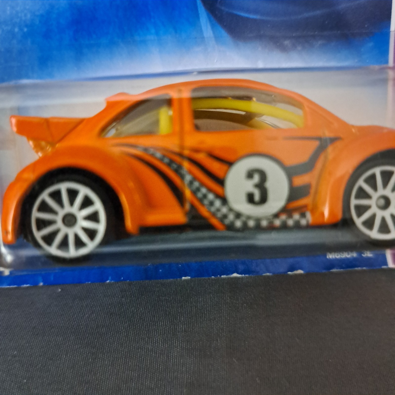 Hot Wheels Volkswagen New Bettle Cup Orange 02/04 Unopened Package