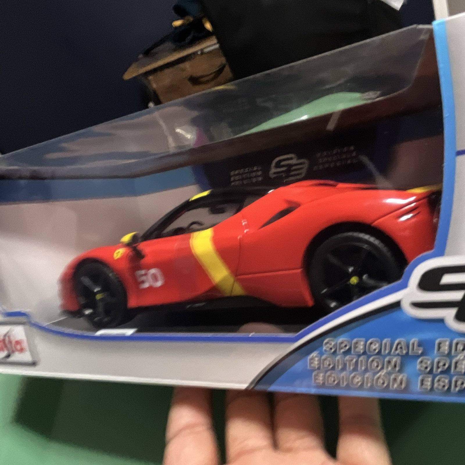 Maisto Ferrari SF90 Stradale Assetto Fiorano 1:18 Red Unopened Box