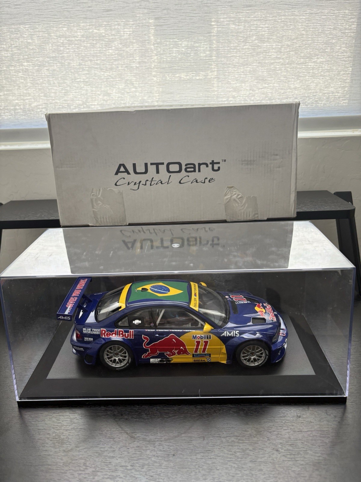 1:18 Autoart BMW E46 M3 GTR ‘Red Bull’ #11 Interlagos