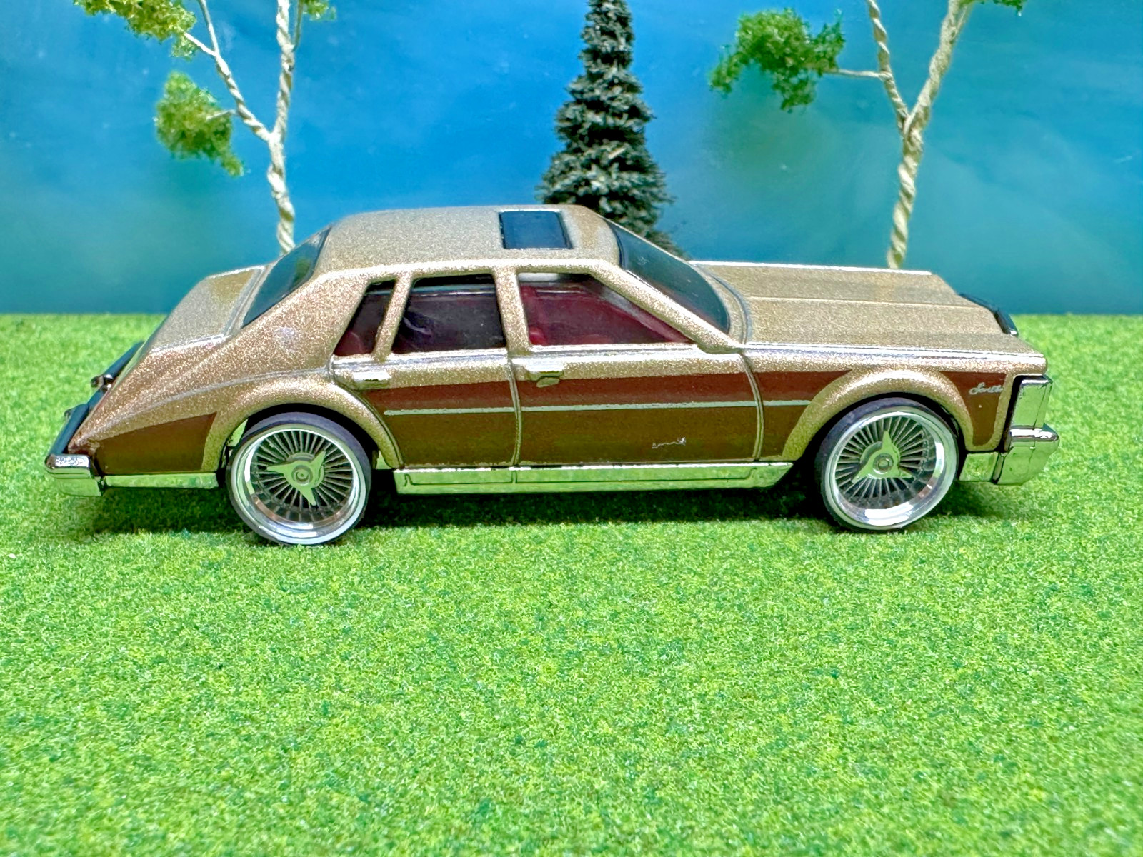 Custom Hot Wheels 1982 Cadillac Seville, Custom Rims & Band Tires