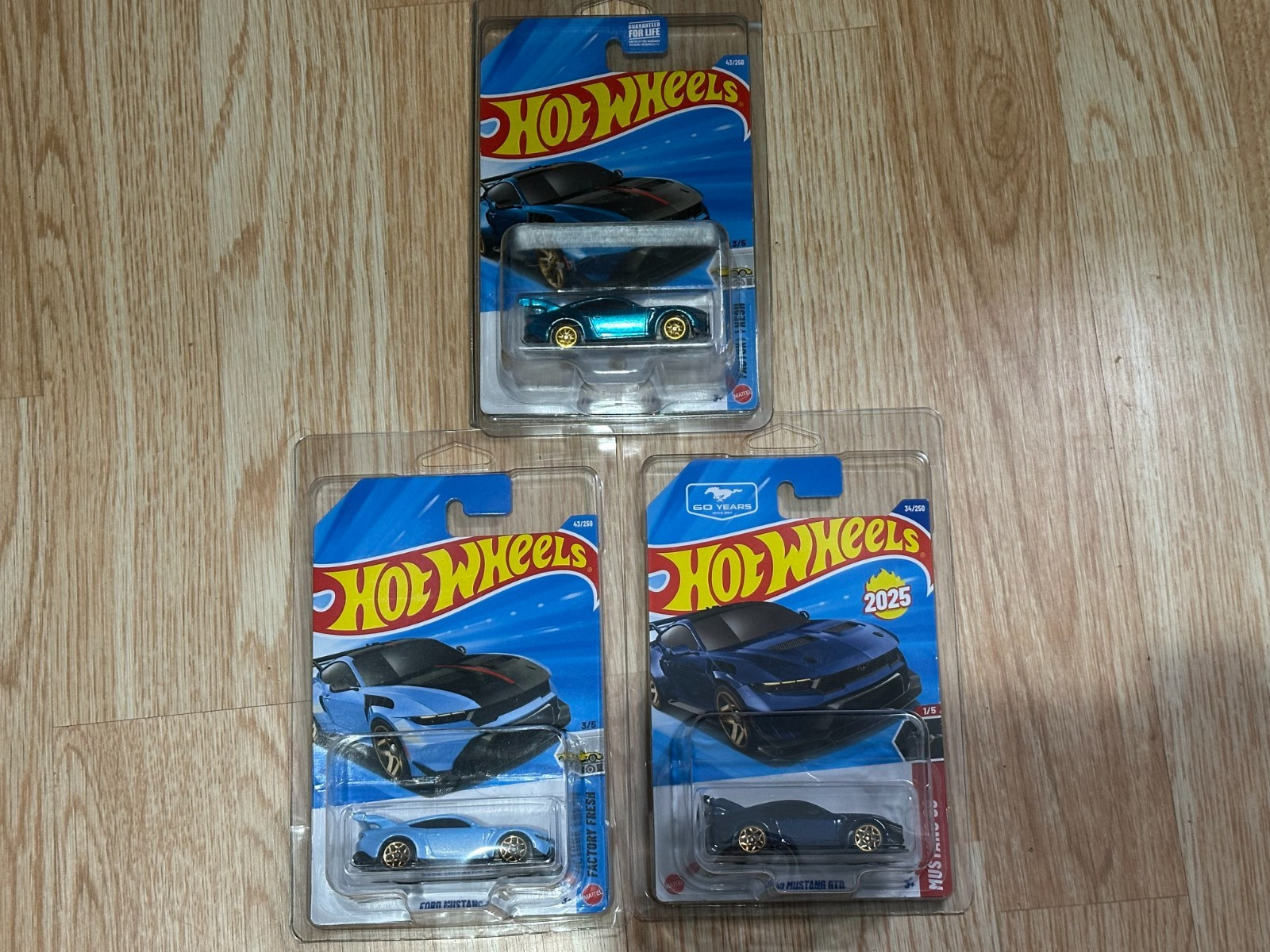 Hot Wheels Ford Mustang GTD Super Treasure Hunt and Normal Cars Lot of 3 w Case