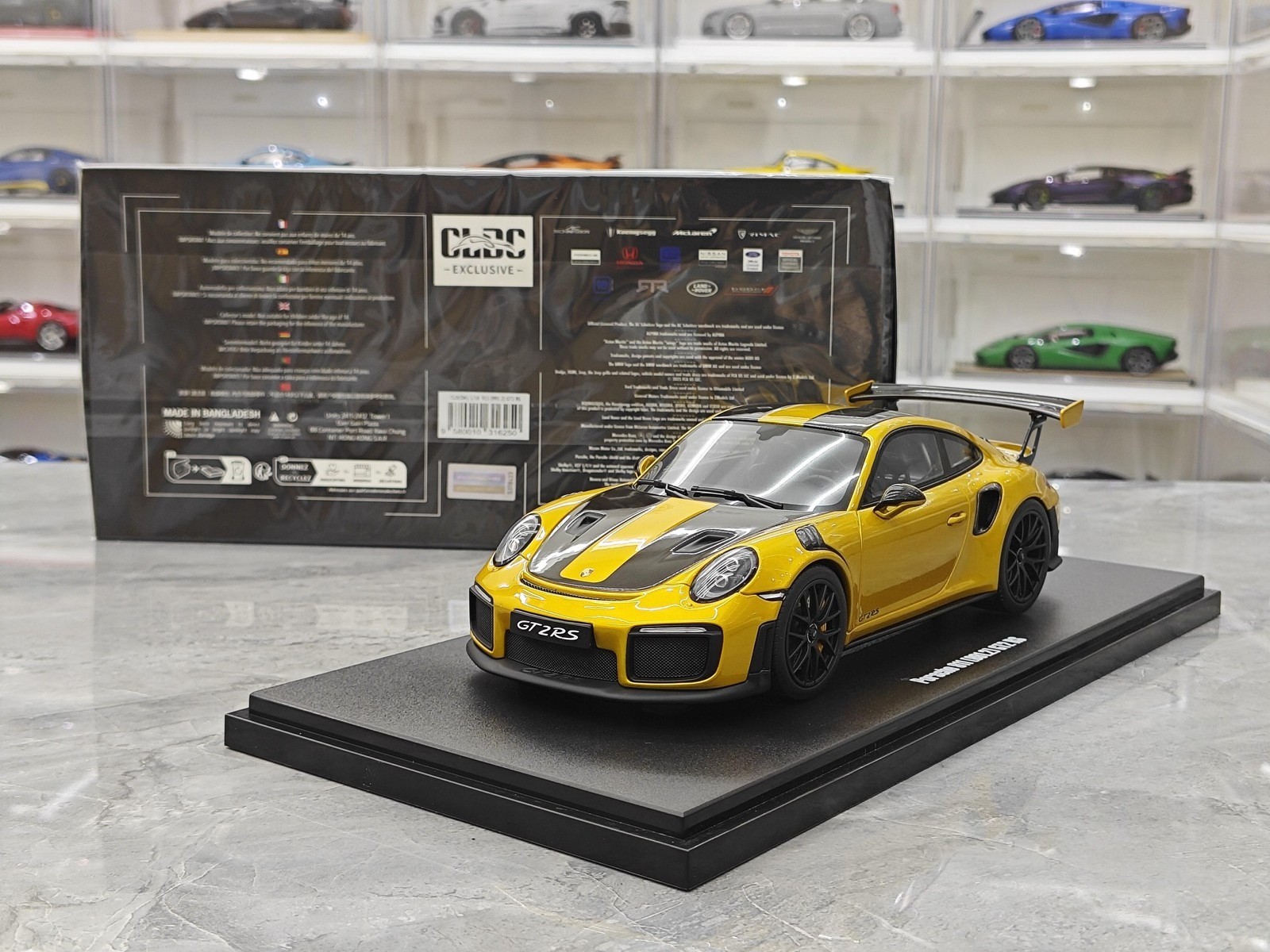 GT Spirit 1:18 Porsche 991.2 GT2 RS Gold Limited Edition Car Model