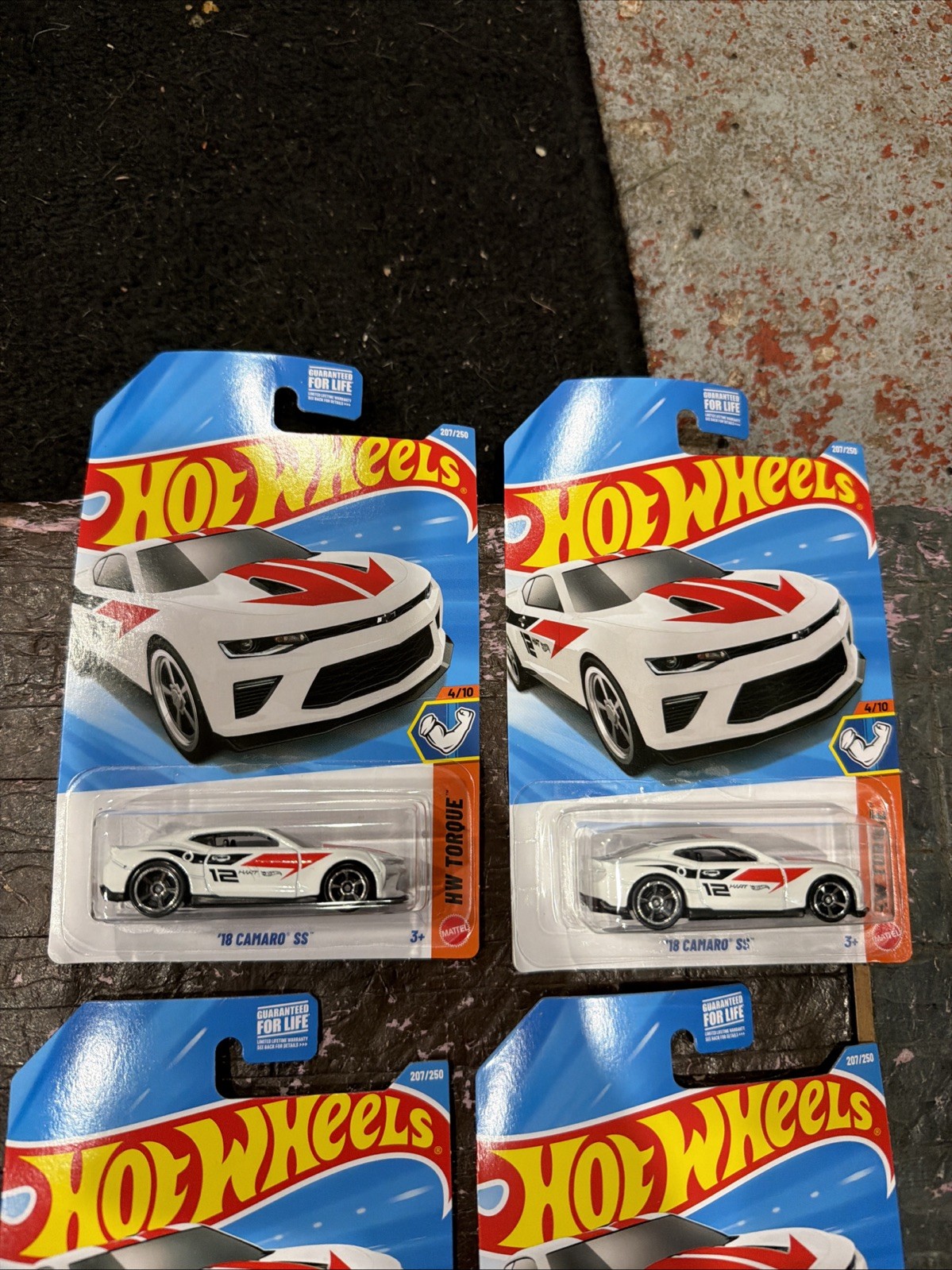 ’18 Camaro SS #207 White/Red/Blk 4/10 Torque 2026 Hot Wheels / 4 Pack