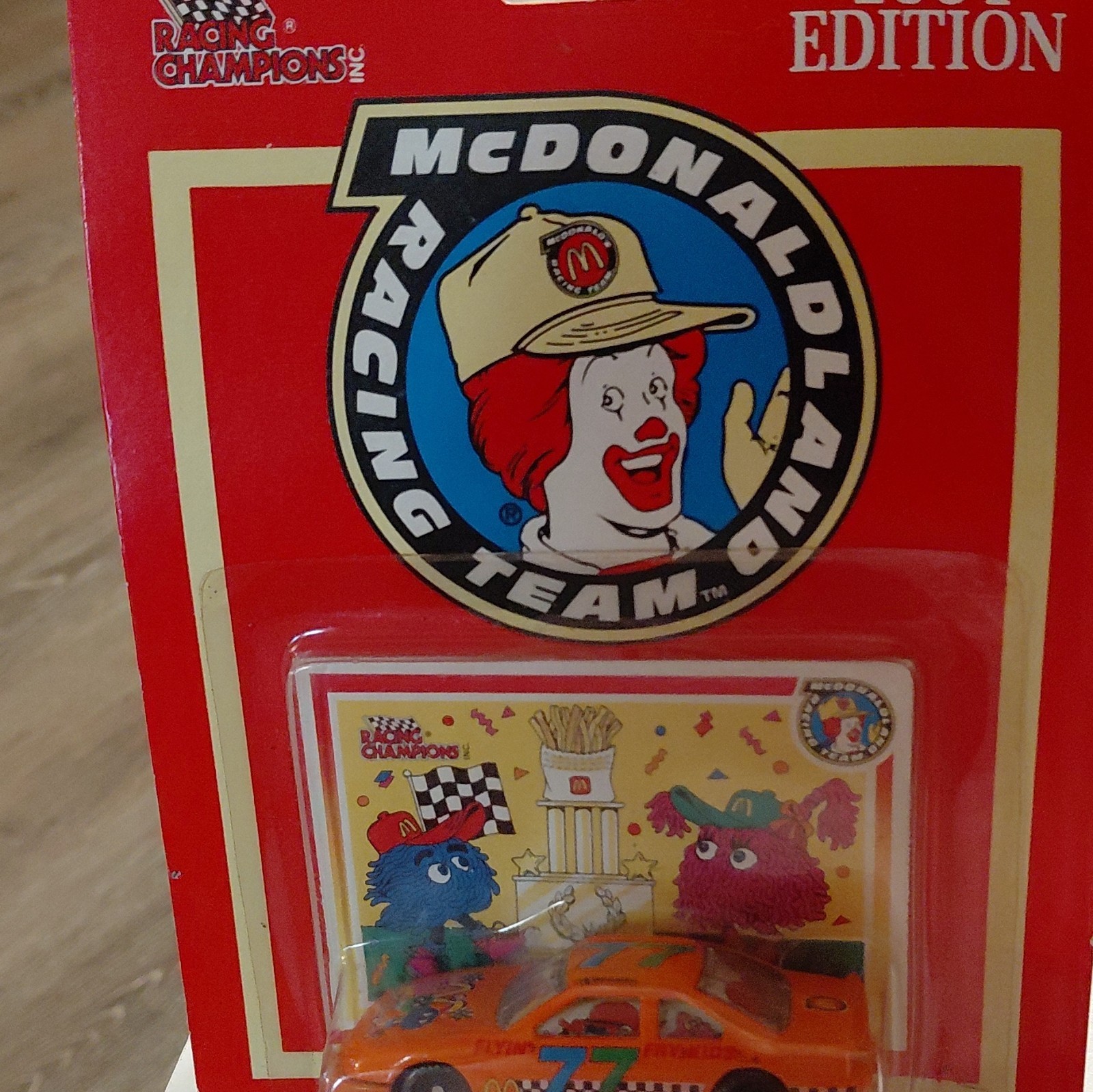 Racing Champions Ford Thunderbird McDonaldland 1:64 Orange 1993 Stand