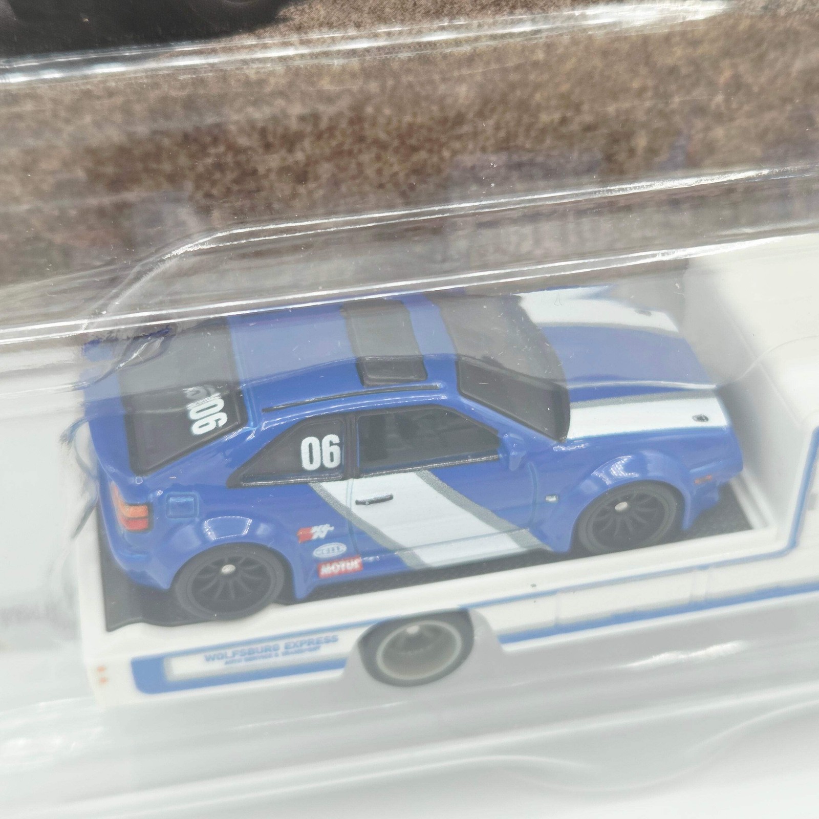Hot Wheels Team Transport – Volkswagen Corrado & Retro Rig Truck(2026)