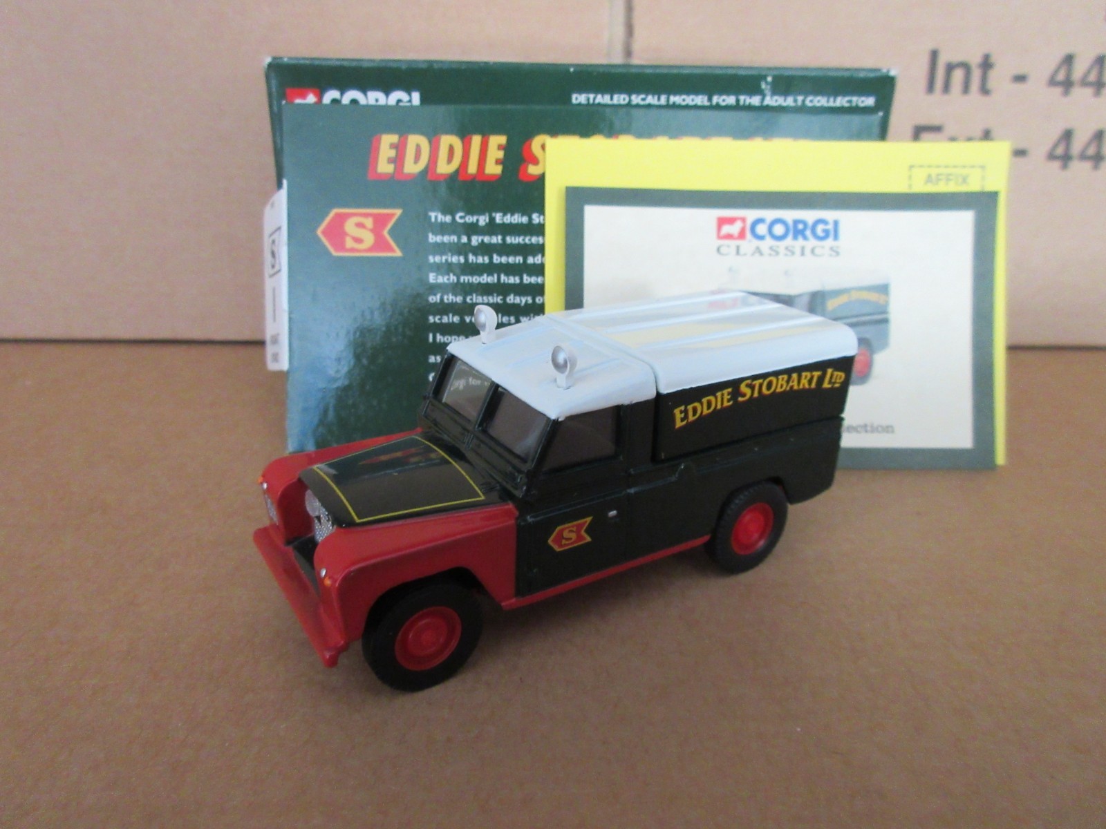 CORGI 1:43 LAND ROVER – EDDIE STOBART LIMITED 07402 EDDIE STOBART COLLECTABLES