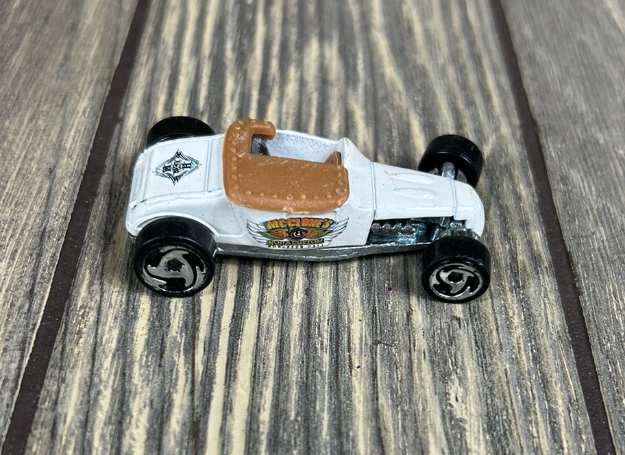 Vintage 1998 Hot Wheels Track T Rod And Custom Toy Car Vehicle
