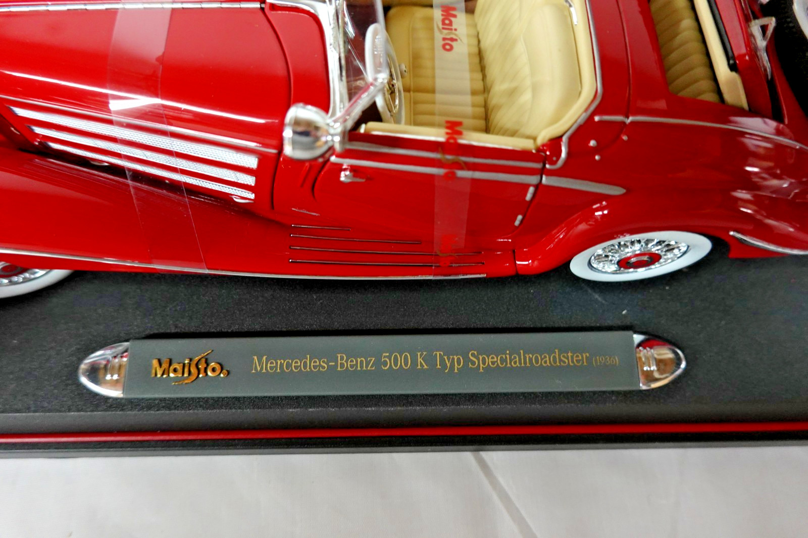 Maisto 36862 Red 1936 Mercedes Benz 500 K TYP Special Roadster 1:18 Scale
