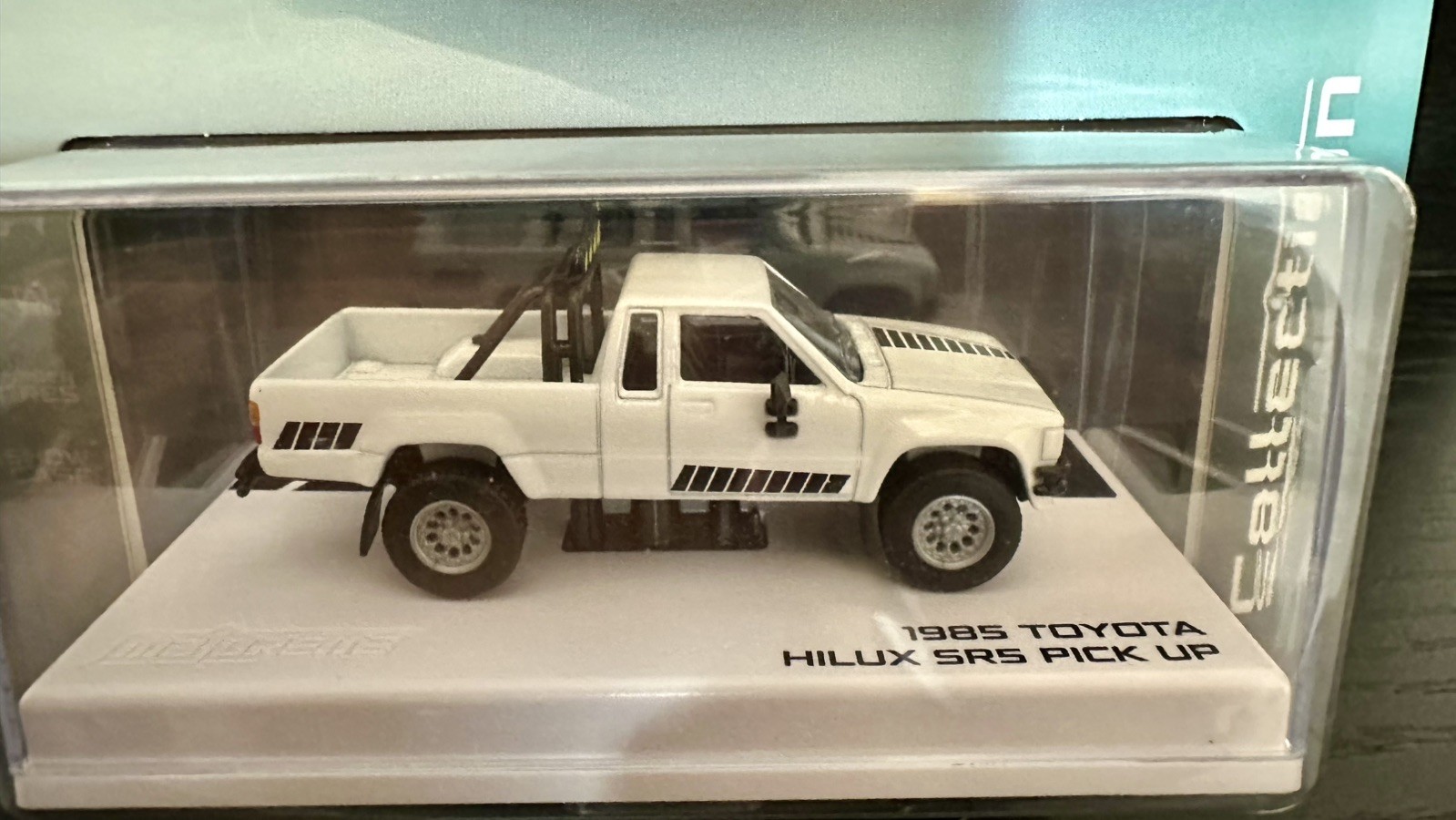 MAJORETTE COLLECTION 1985 TOYOTA HILUX SR5 PICK UP MINT CARD SEALED NEW.