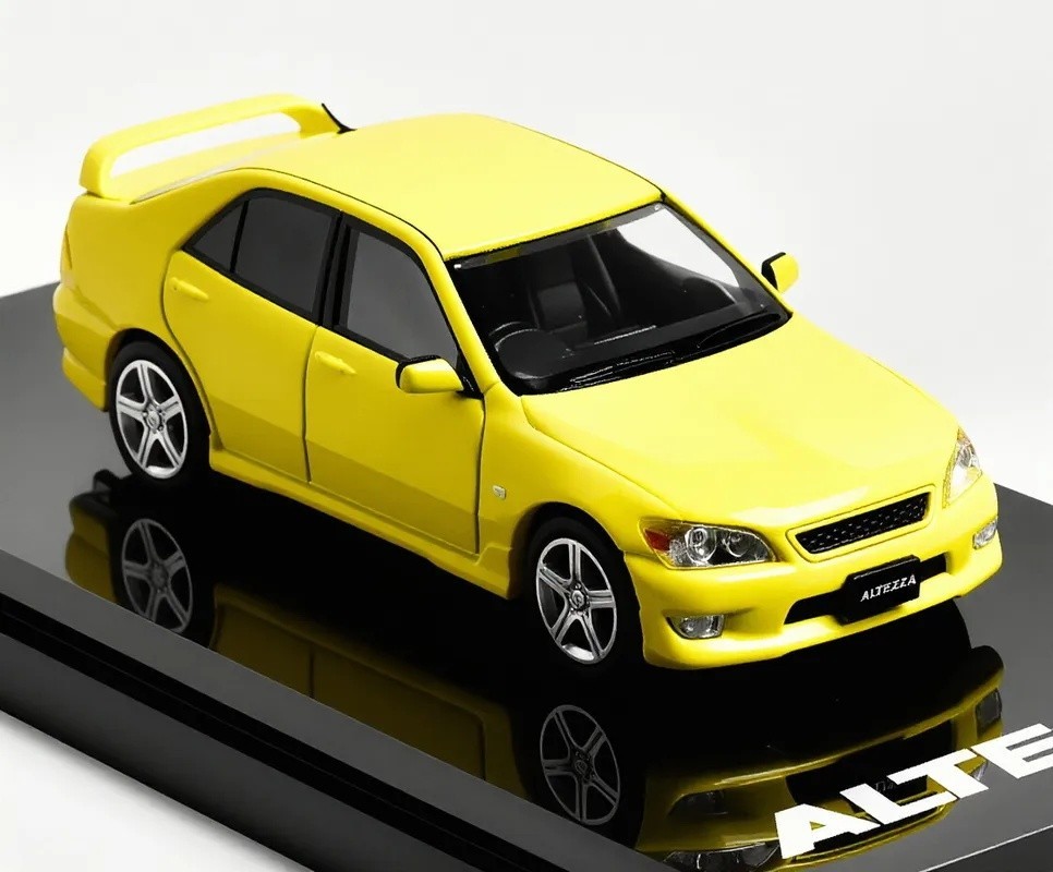 HobbyJapan 1:64 Yellow Altezza RS200 Spoiler Sport Model Diecast Metal Car