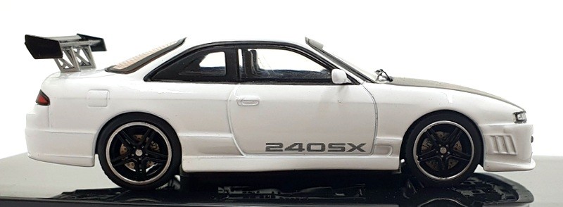 Ixo Models 1/43 Scale CLC552N.22 – 1997 Nissan 240SX (S14) – White/Black