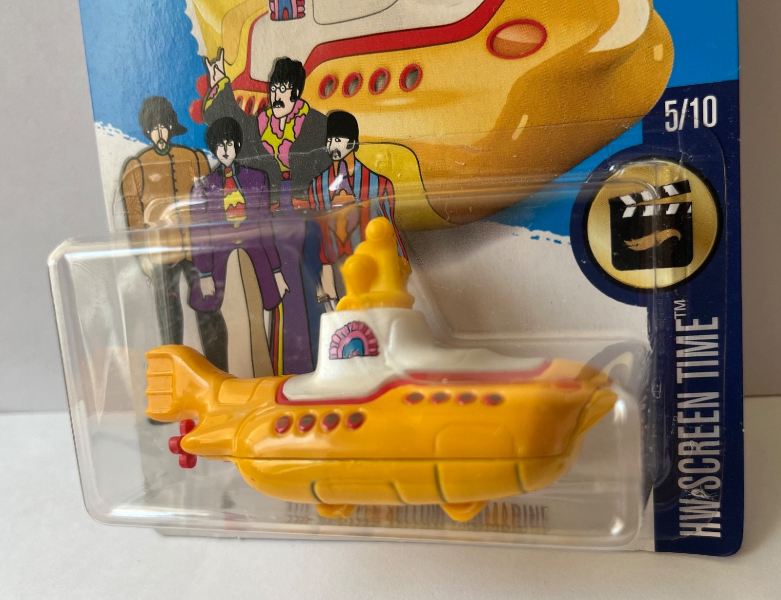 HOT WHEELS 2015 SCREEN TIME THE BEATLES YELLOW SUBMARINE 5/10