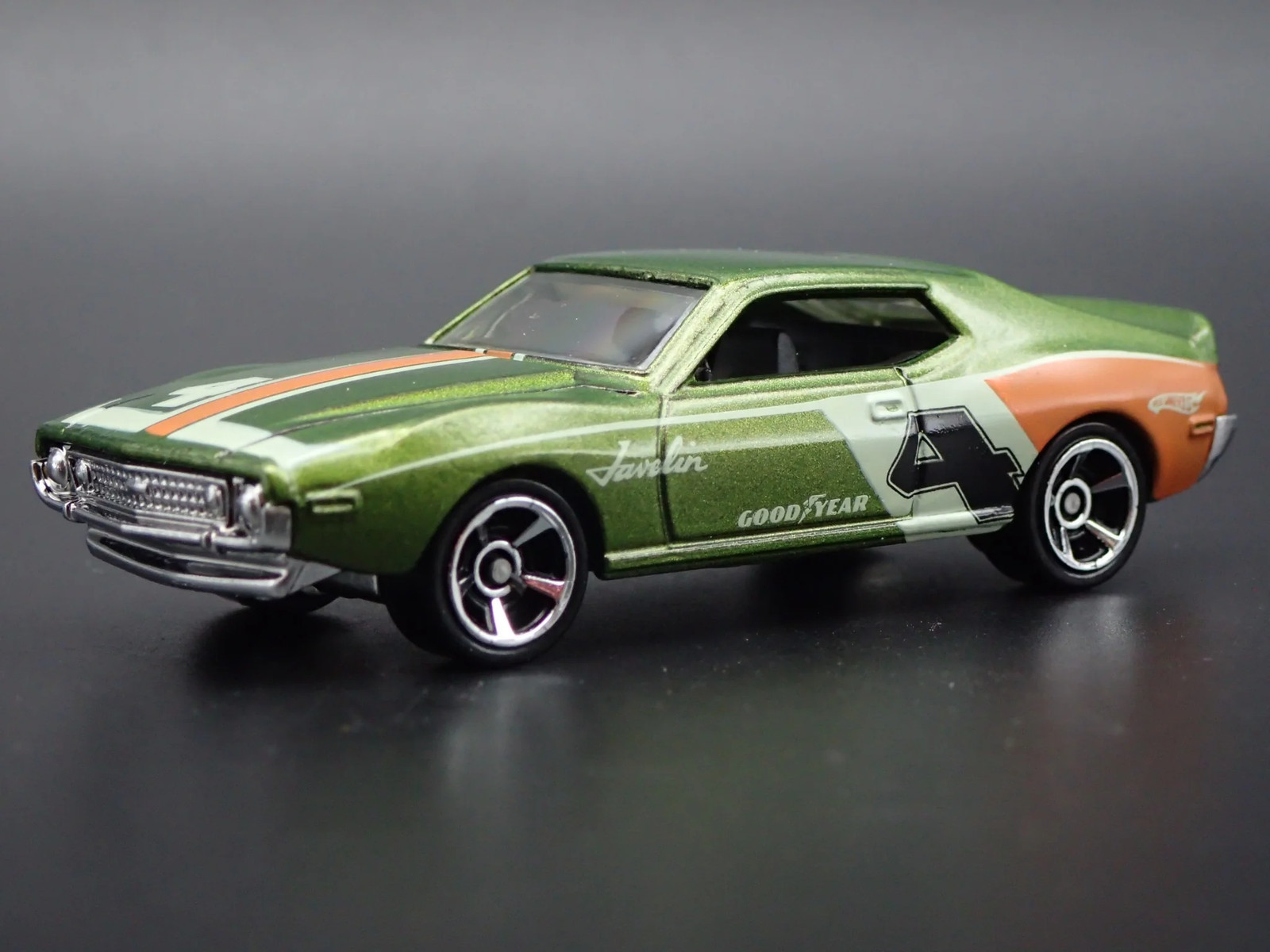 1971 71 AMC JAVELIN AMX RARE 1:64 SCALE COLLECTIBLE DIORAMA DIECAST MODEL CAR
