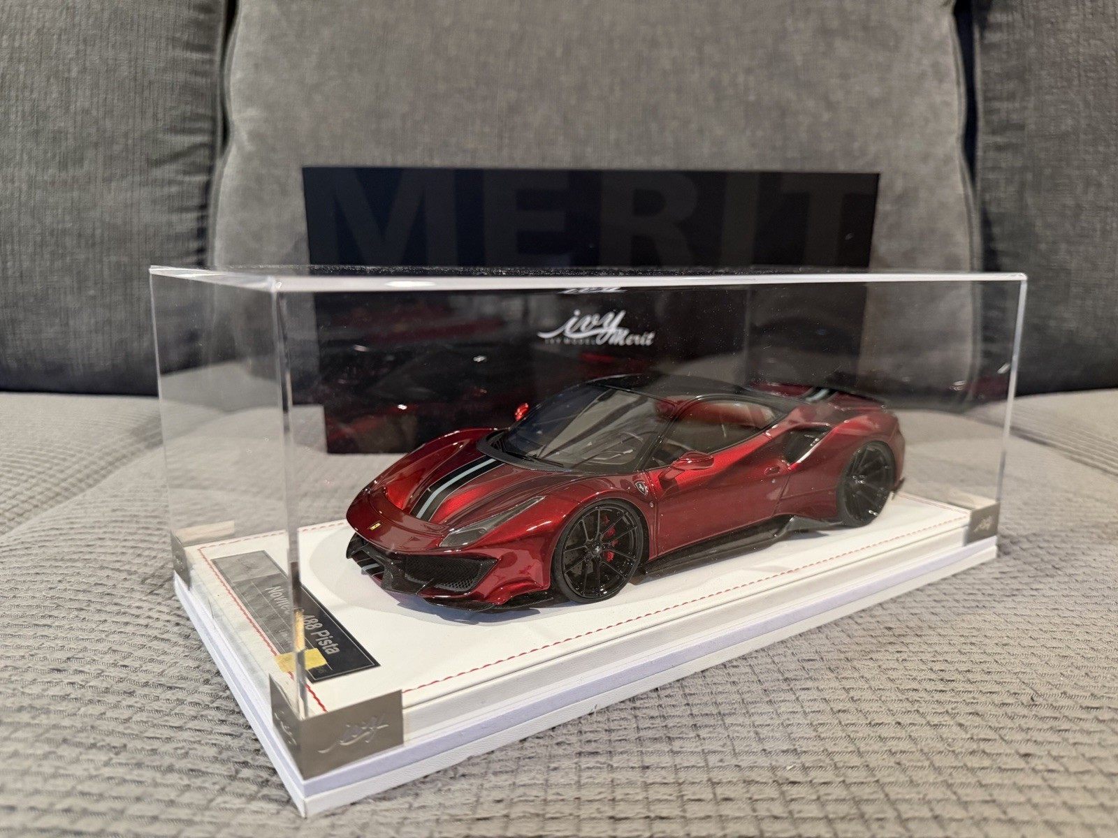 1/18 IVY Model Novitec Ferrari 488 Pista Rosso Red Metallic Limited With Case