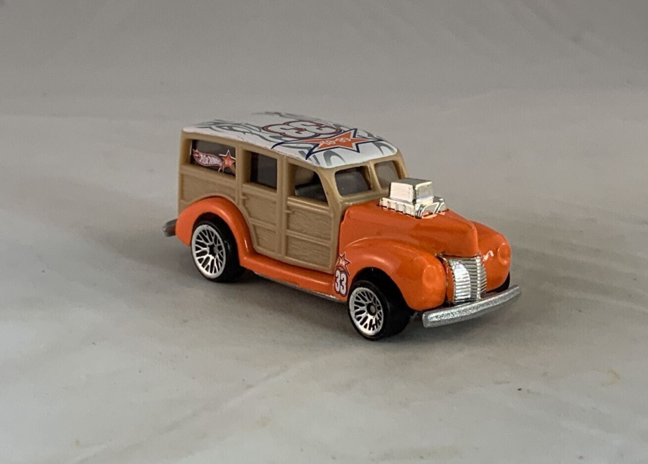 Hot Wheels 1940s 40s Woodie 2001 Skateboarders Orange WSPs