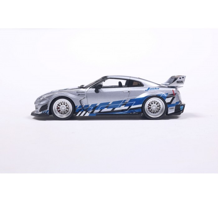 Nissan GT-R (R35) Liberty Walk Silhouette Silver 1:43 Scale – Solido S4311211