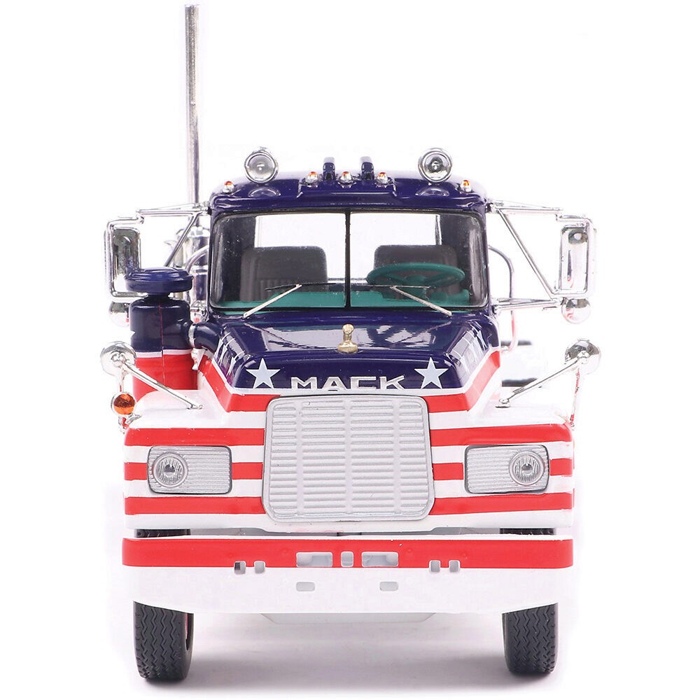 1966 Mack R Series – Red & Blue