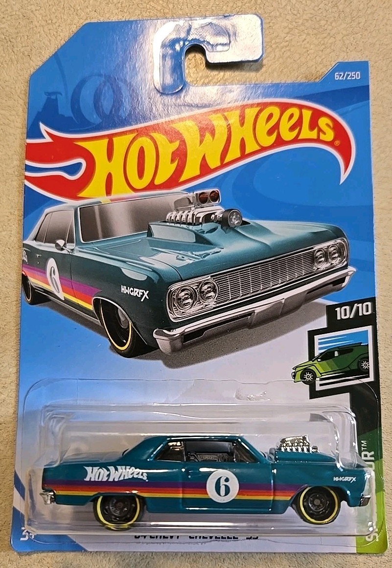 9 Mattel Hot Wheels Muscle Cars Camaro Challenger King Kuda Charger Corvette