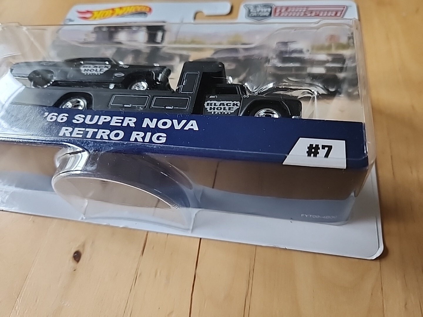 HOT WHEELS 2020 MINT ON CARD CAR CULTURE TEAM TRANSPORT ’66 SUPER NOVA & RIG