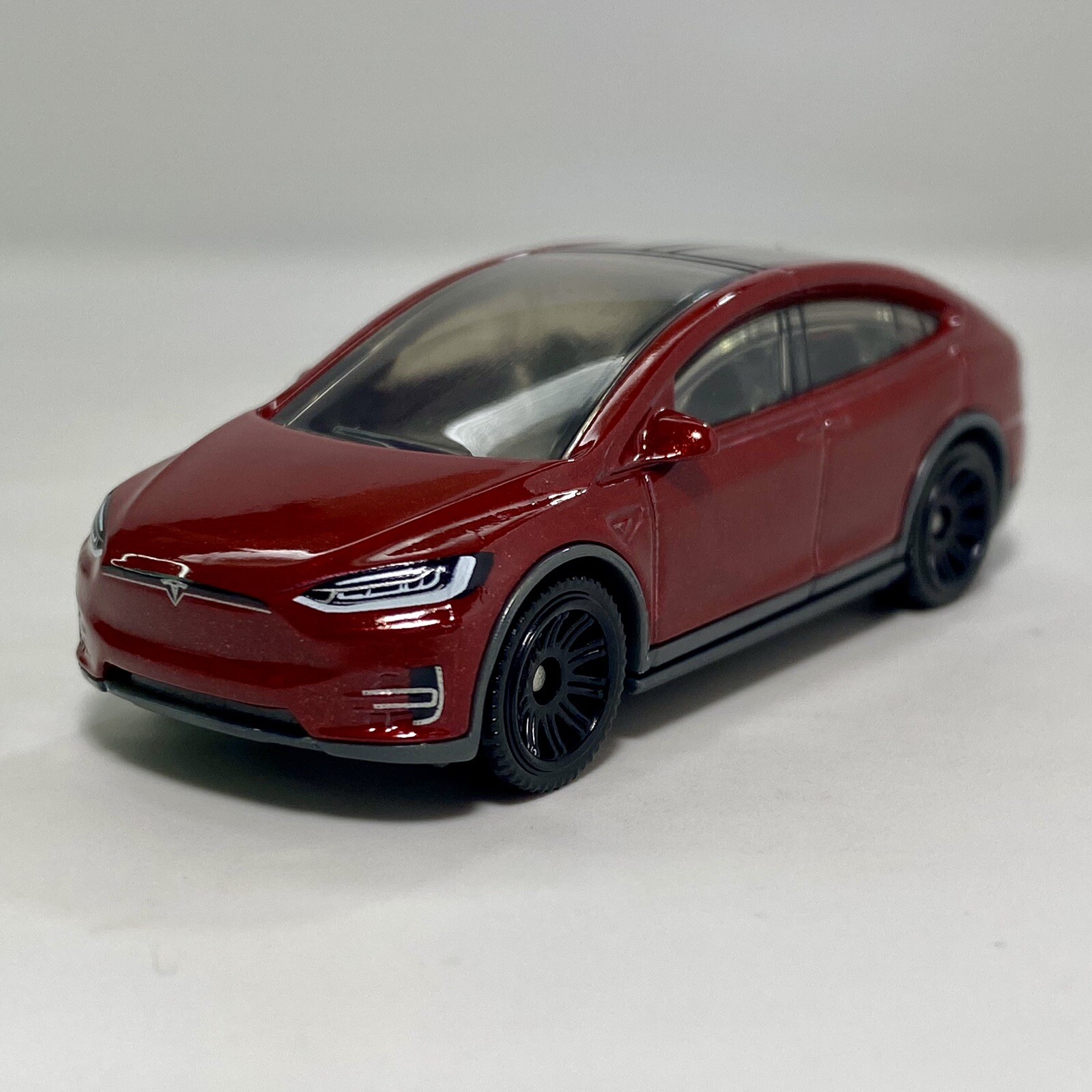 Tesla Model X Red 1:64 Scale Diecast Diorama Model Car #18