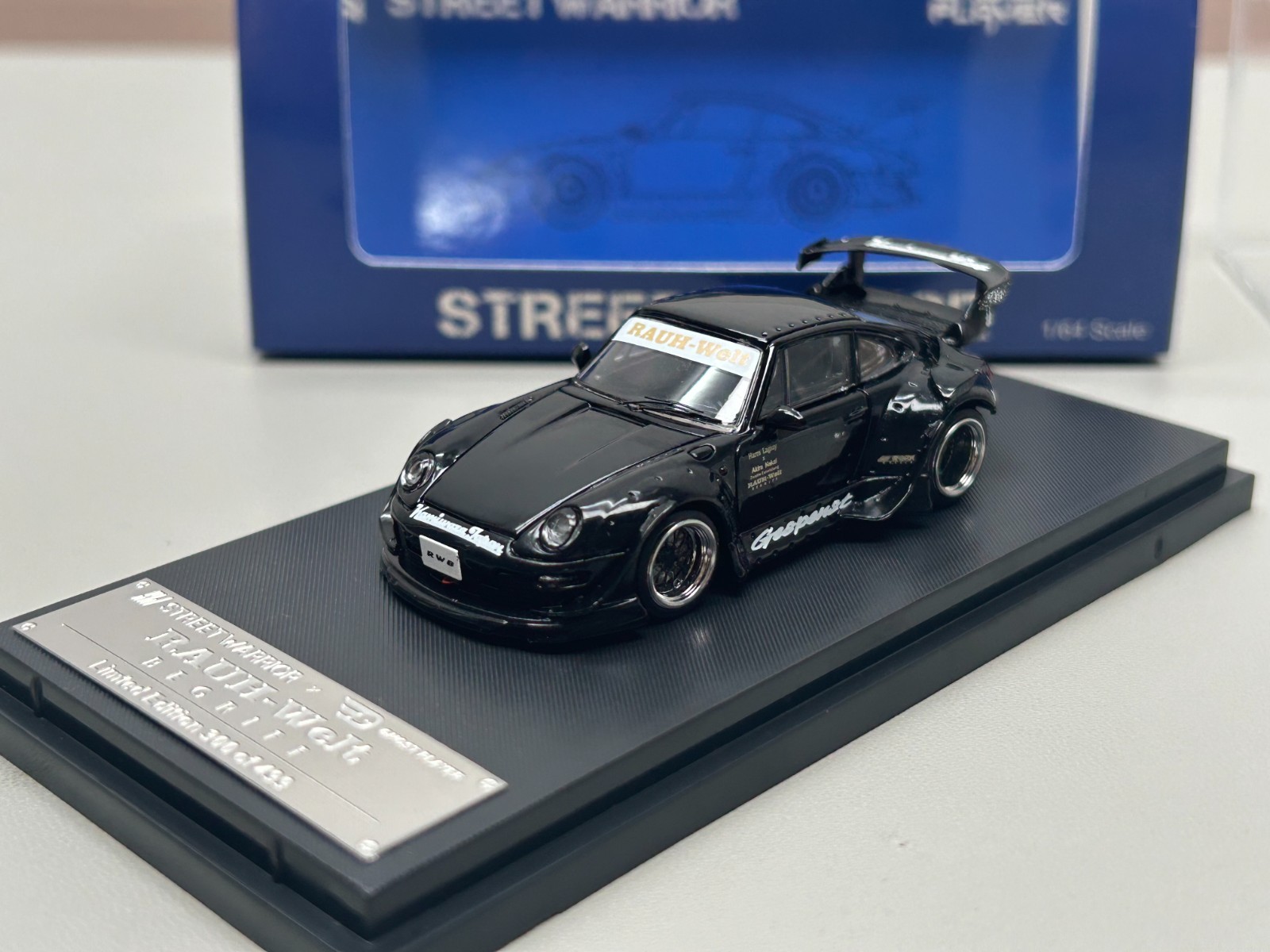 SW 1/64 Porsche RWB 993 Diecast Model Car–Five color choices