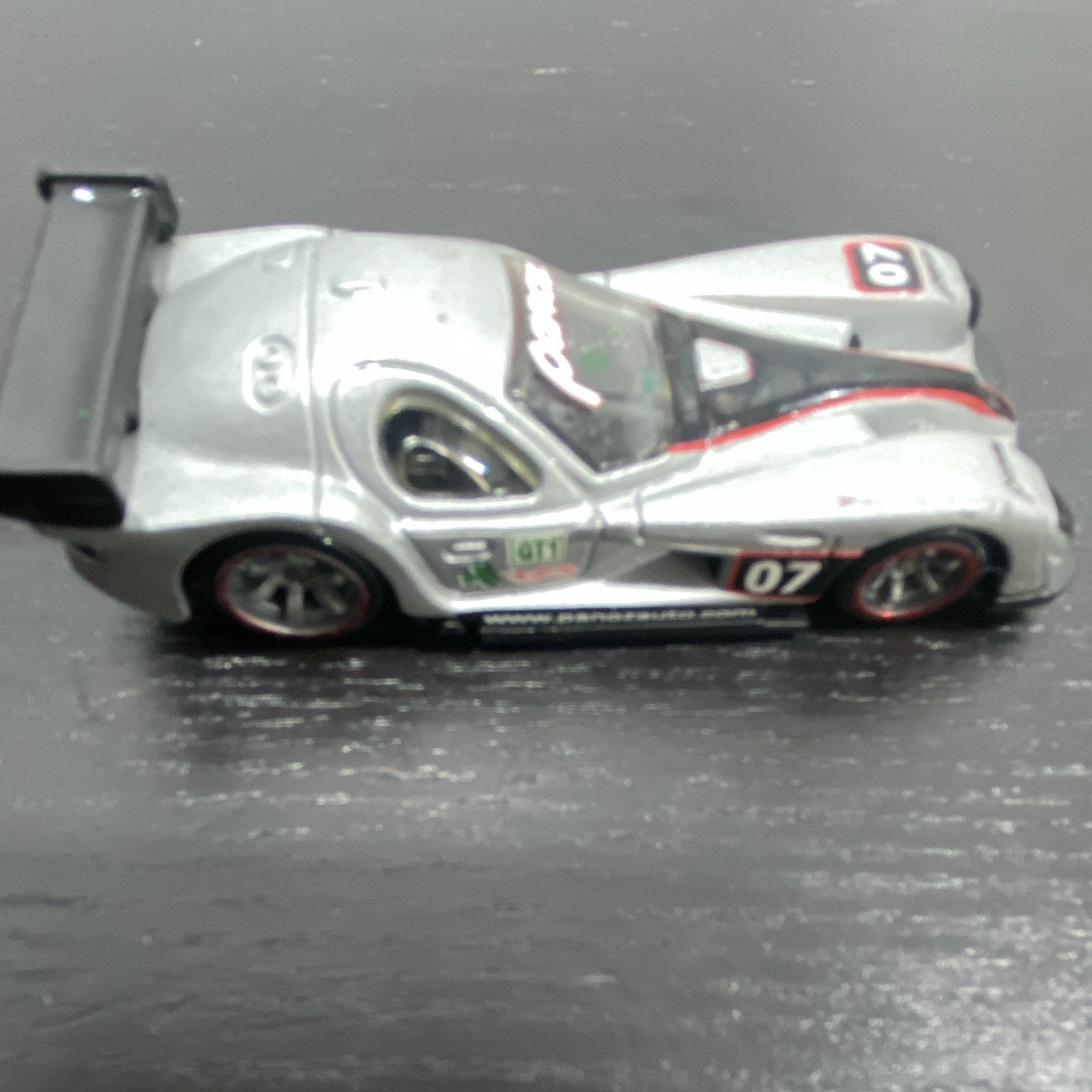 Hot Wheels Panoz GTR-1 Silver/Black/Red Diecast Racing Car 1:64 (1997)