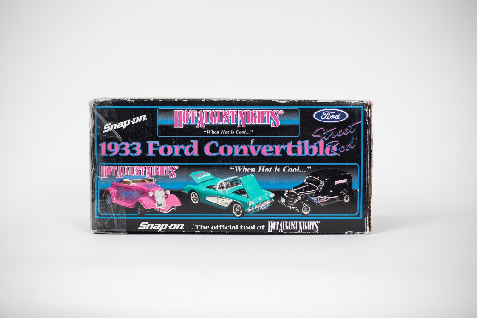 Snap-On Hot August Nights ’33 Ford Street Rod Die Cast Car w/ Signs & Trophies