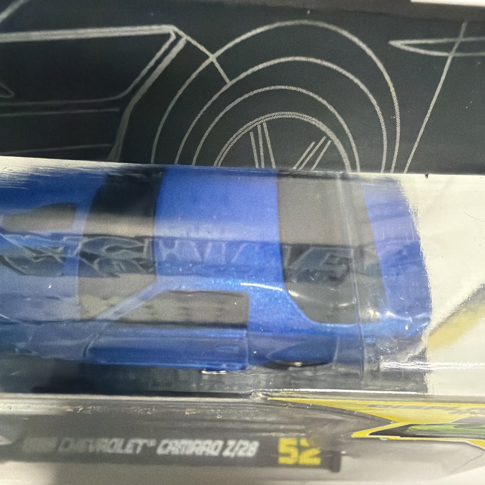 Maisto Muscle Machines Series 9 DieCast Model 52 1988 Chevrolet Camaro Z/28 Blue