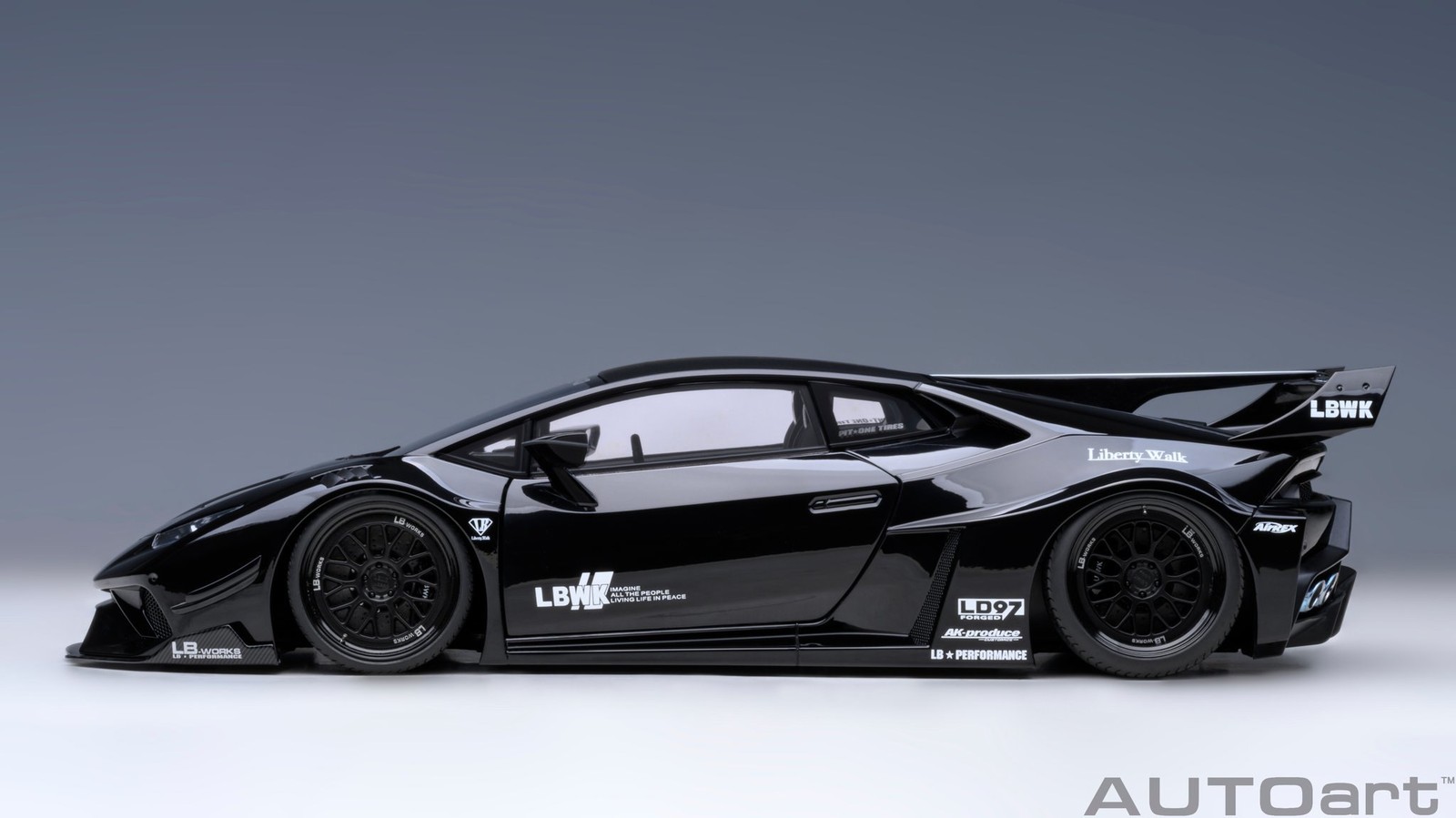 Lamborghini Liberty Walk LB Silhouette Works Huracan GT Black in 1:18 scale