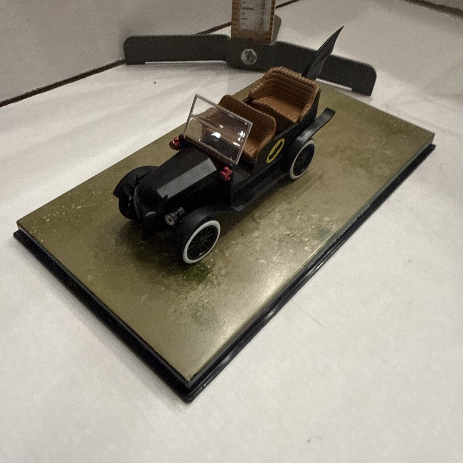 DC Comics Black & Tan Batman Automobile Detective Comics #219 By Eaglemoss LTD