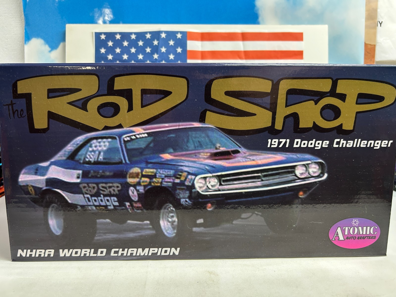 1:18 ATOMIC AUTO KRAFTERS ROD SHOPS 1971 DODGE CHALLENGER 1 OF 300